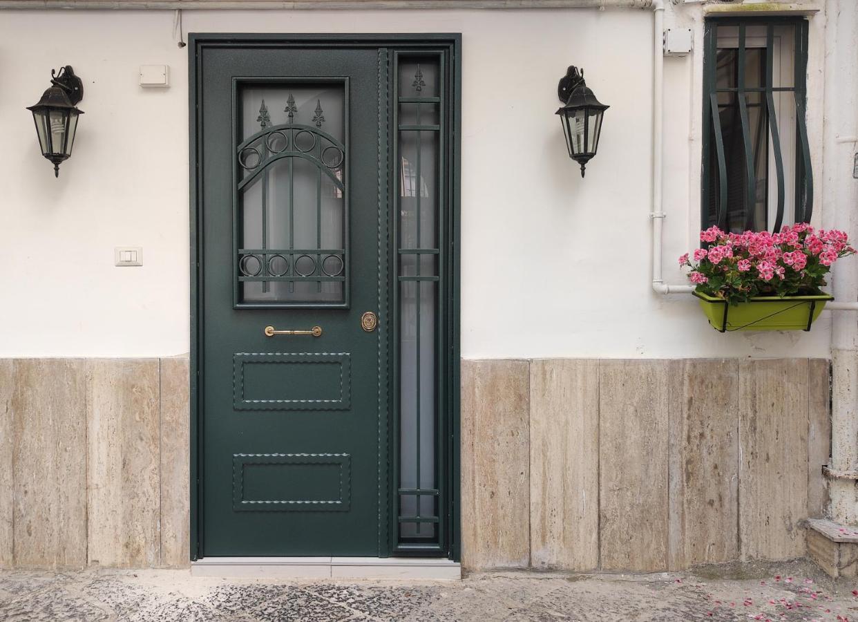 Le Dimore Di Emilia - Casa Bea Наполи Екстериор снимка